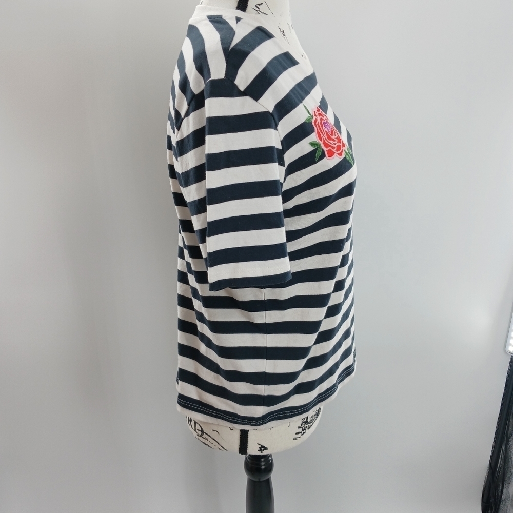 Forever 21 Womens S Navy White Striped Rose Patch Tee La Vie Est Belle - Picture 3 of 5